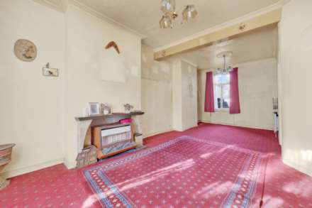 Dunedin Road, Leyton, E10, Image 3