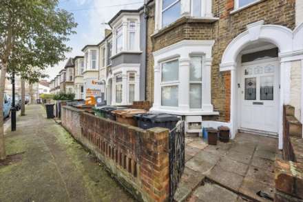 Simmonds Road, London, E10, Image 1