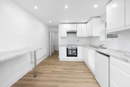 Simmonds Road, London, E10, Image 10
