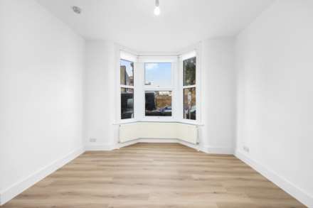 Simmonds Road, London, E10, Image 2