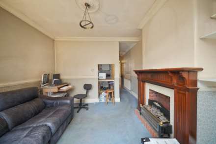Perth Road, Leyton, Image 2