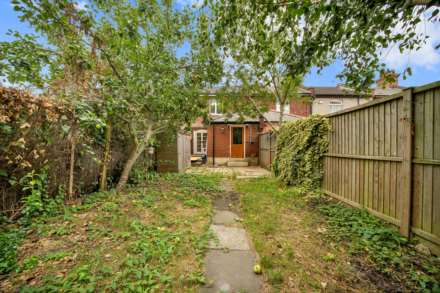 Dunedin Road, London, E10, Image 17