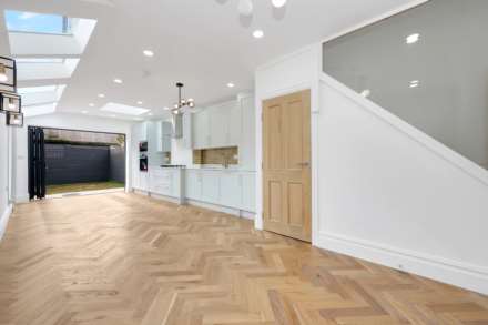 Dawlish Road, Leyton, E10, Image 2