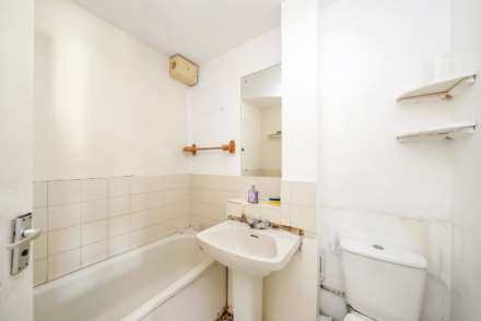 Goldsmith Road, Leyton, E10, Image 7