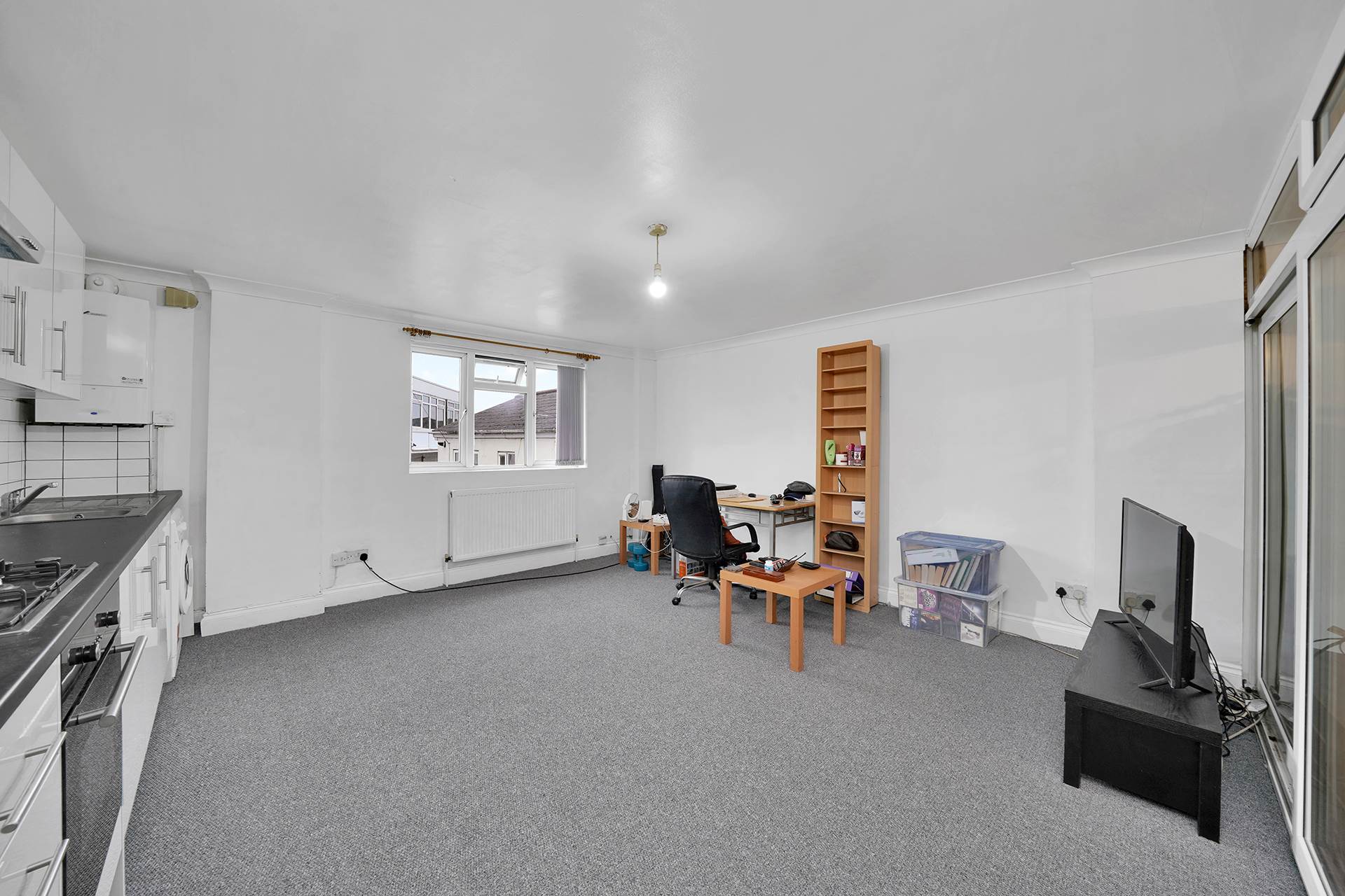 High Road, Leytonstone, E11, Image 3