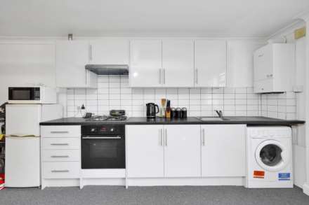 High Road, Leytonstone, E11, Image 2