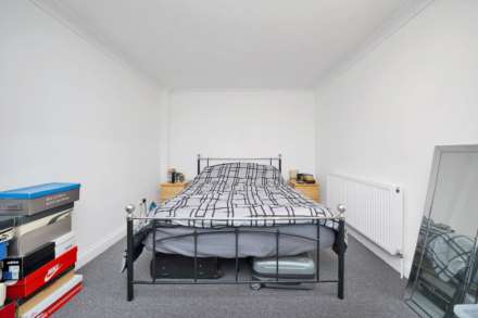 High Road, Leytonstone, E11, Image 5
