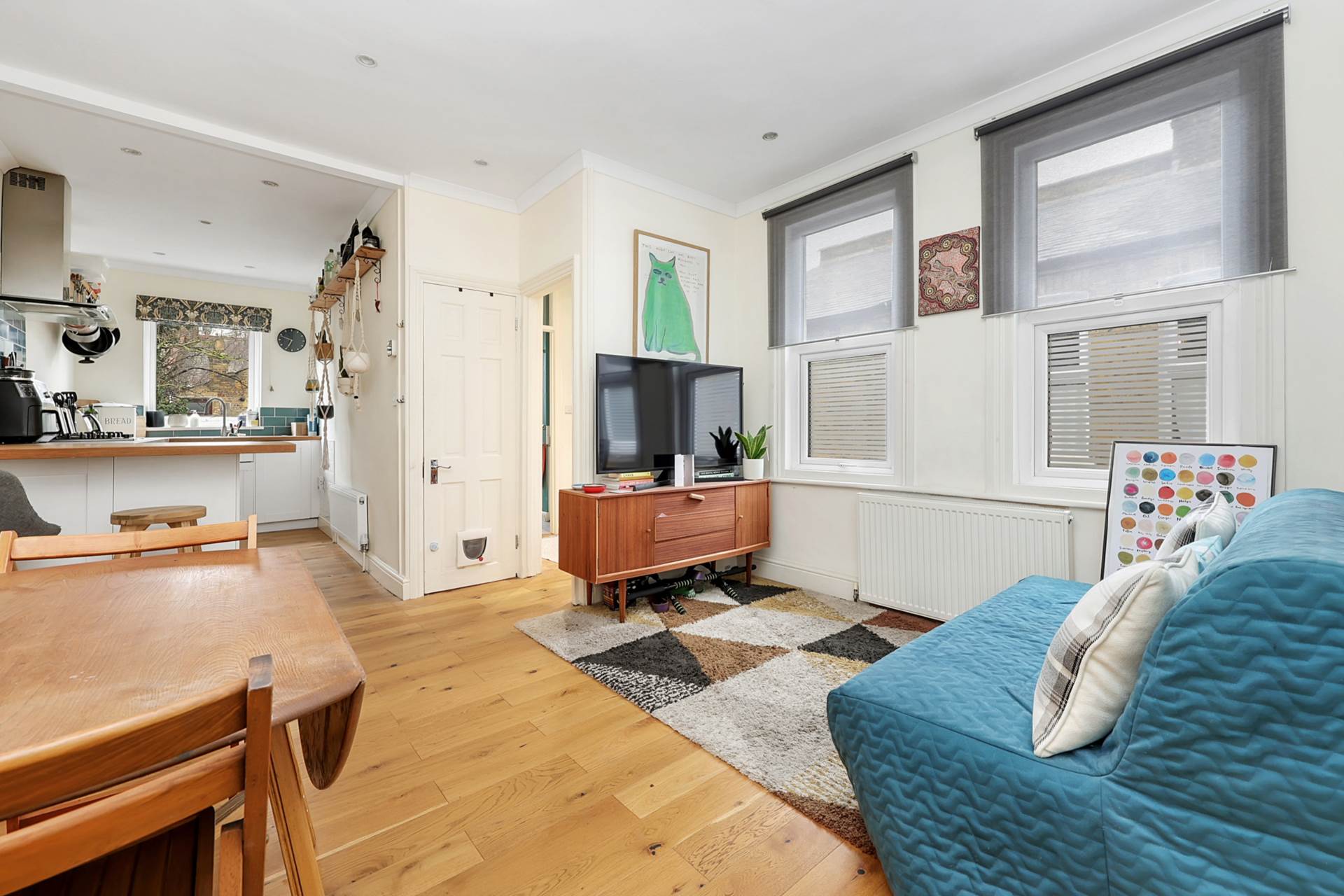High Road, London, E10, Image 24