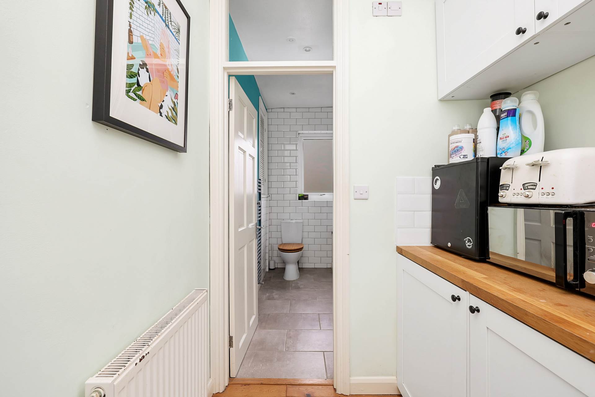 High Road, London, E10, Image 26
