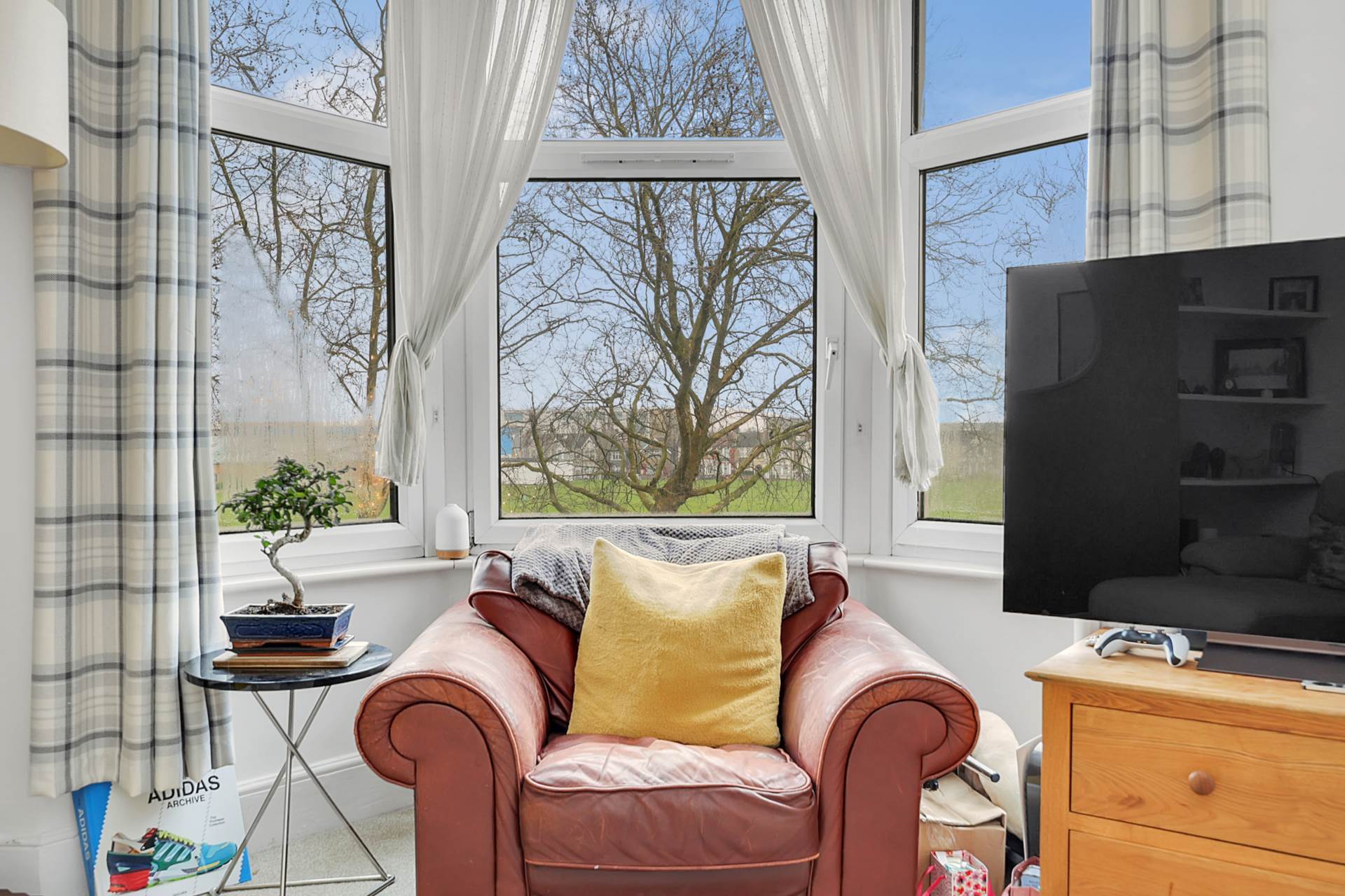 High Road, London, E10, Image 3