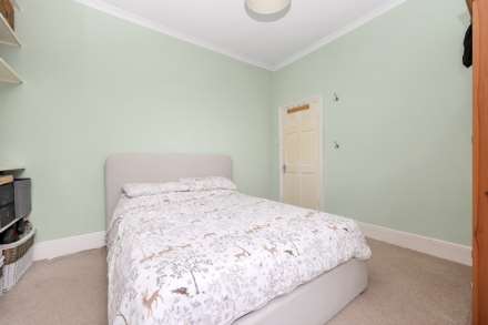 High Road, London, E10, Image 11
