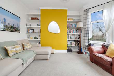 High Road, London, E10, Image 2