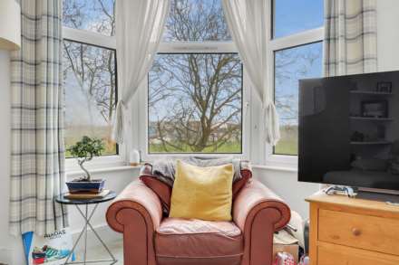 High Road, London, E10, Image 3