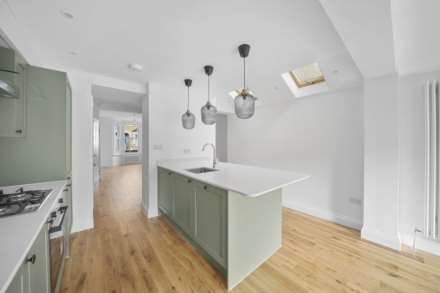 Balmoral Road, Leyton, E10, Image 9