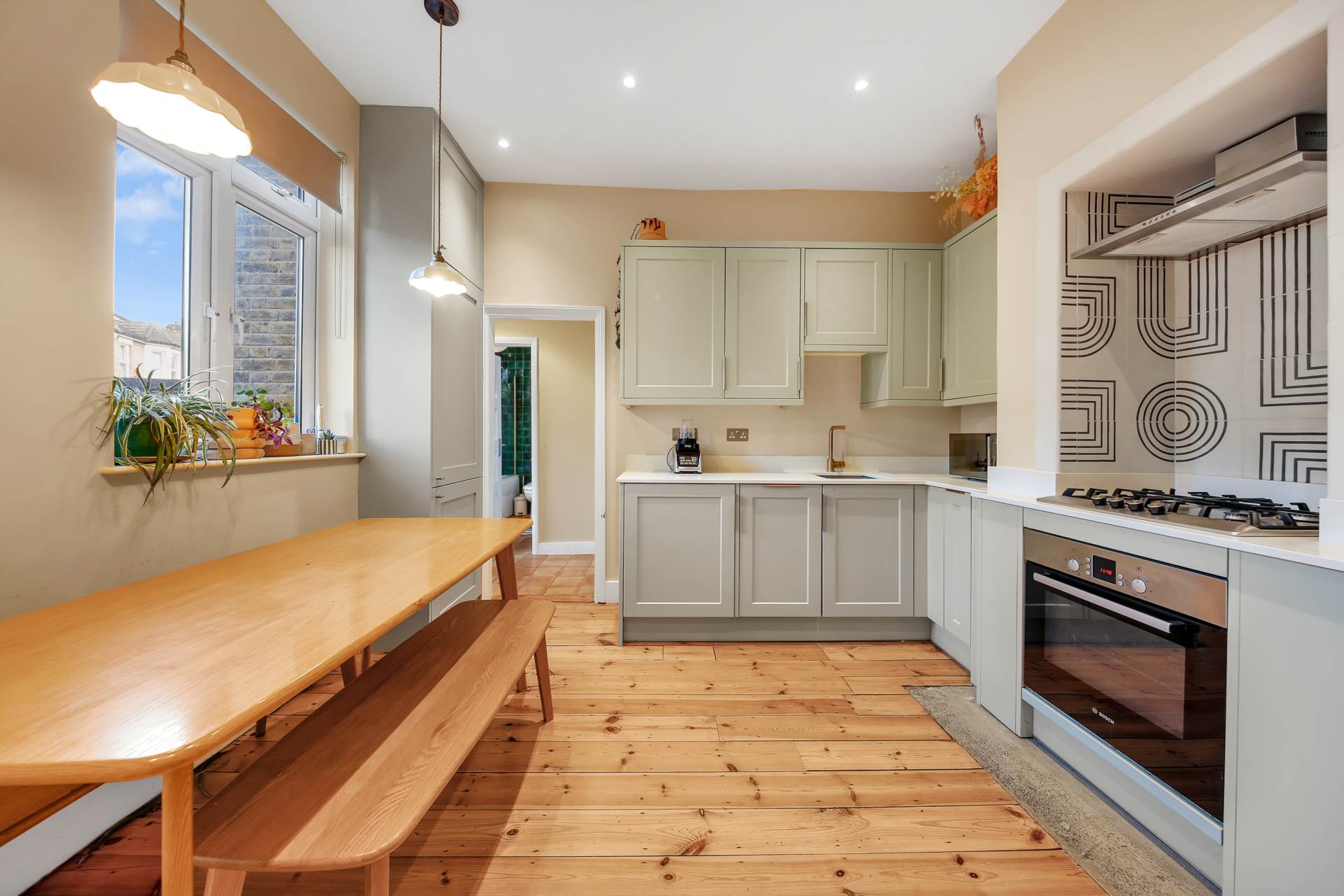 Francis Road, Leyton, E10, Image 10
