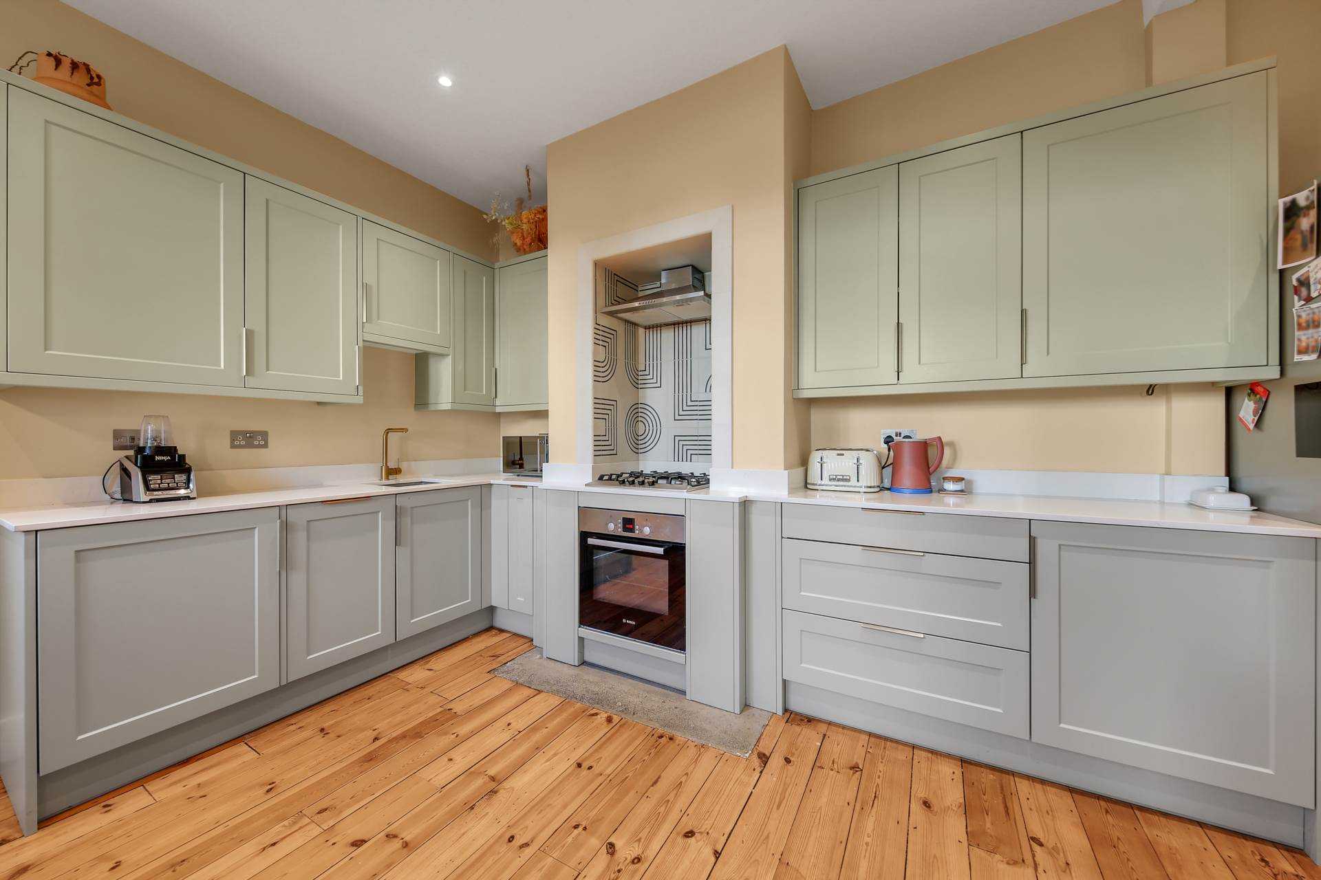 Francis Road, Leyton, E10, Image 11