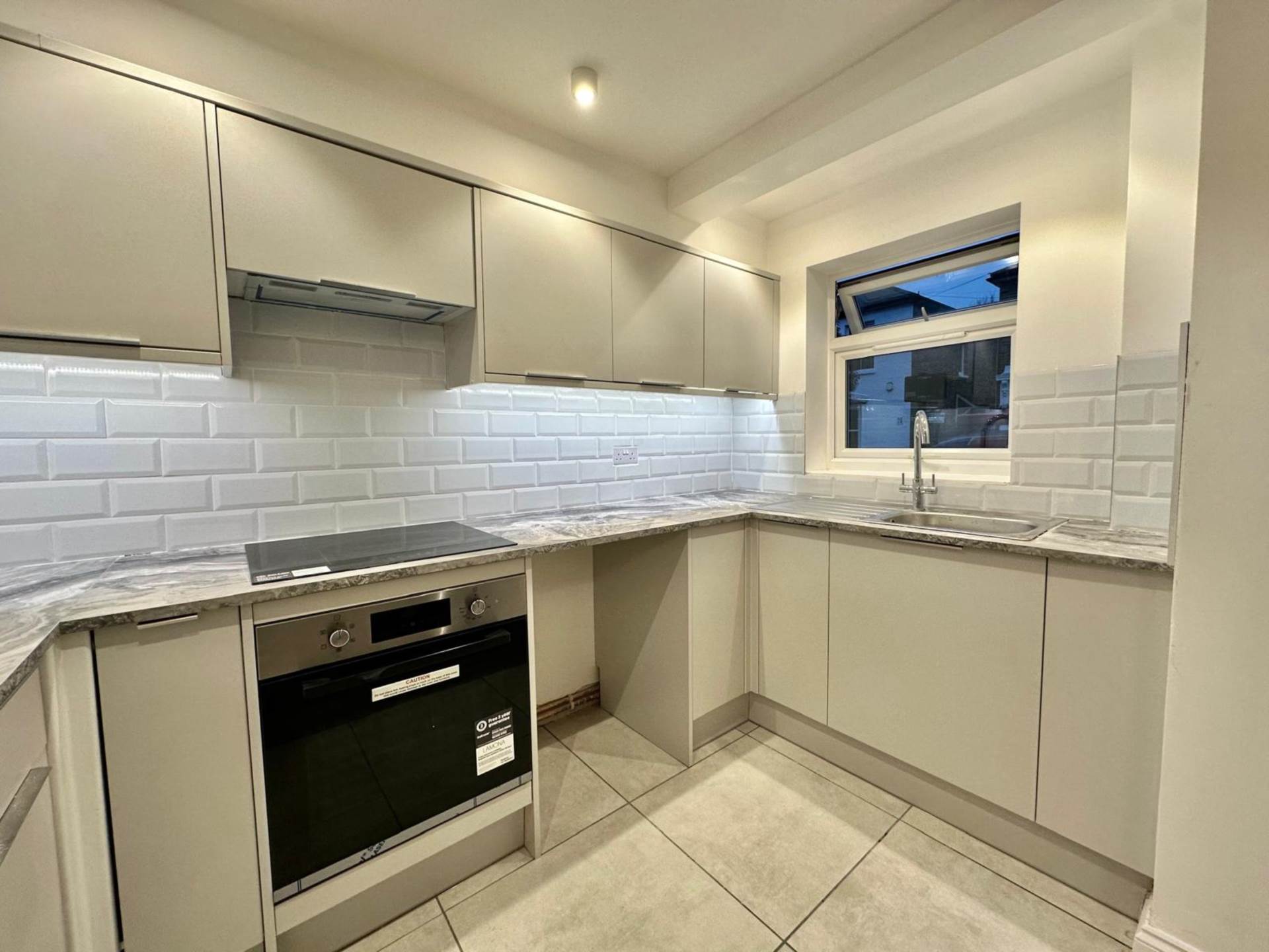 Thornhill Road, Leyton, Image 3