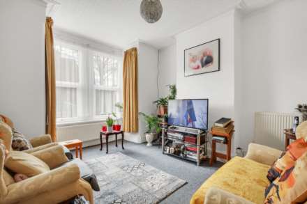 3 Bedroom Terrace, Pretoria Road, London, E11