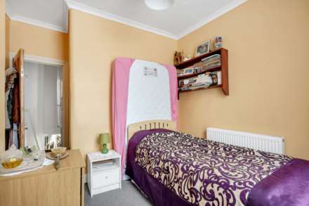 Pretoria Road, London, E11, Image 24