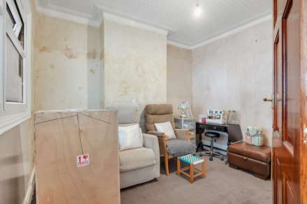 Pretoria Road, London, E11, Image 6