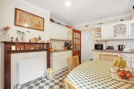 Pretoria Road, London, E11, Image 7