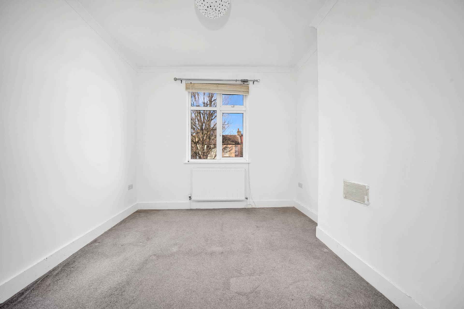 Park Road, Leyton, E10, Image 7