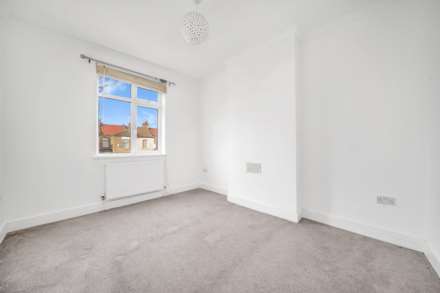 Park Road, Leyton, E10, Image 5