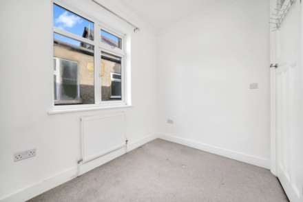 Park Road, Leyton, E10, Image 8