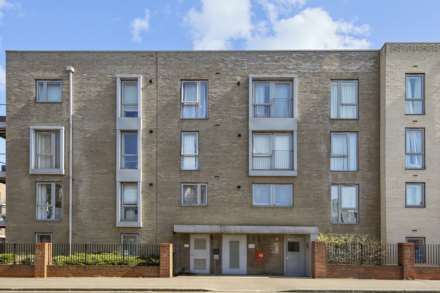 Locke House, London, E10, Image 3