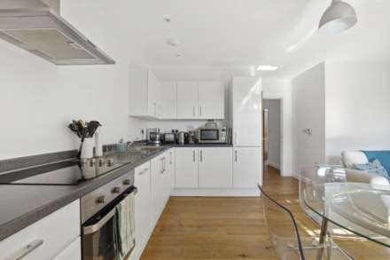 Corsica Street, Highbury, Image 12