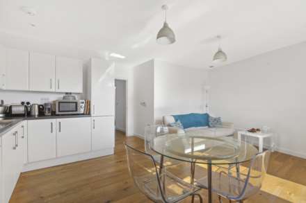 Corsica Street, Highbury, Image 14