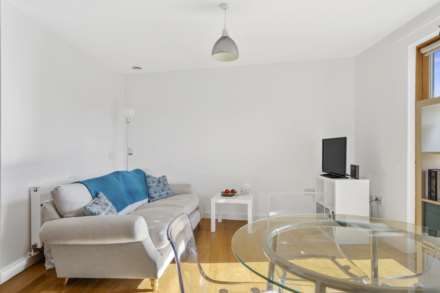 Corsica Street, Highbury, Image 15