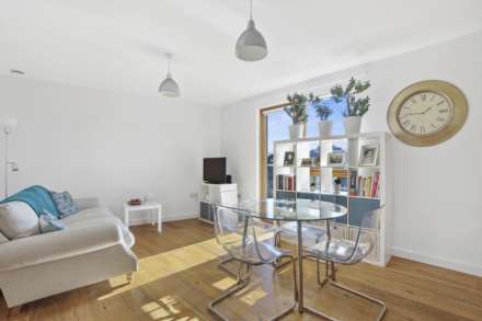 Corsica Street, Highbury, Image 18