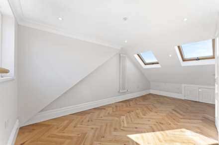 Dunedin Road, London, E10, Image 13