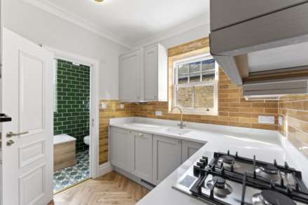 Dunedin Road, London, E10, Image 9