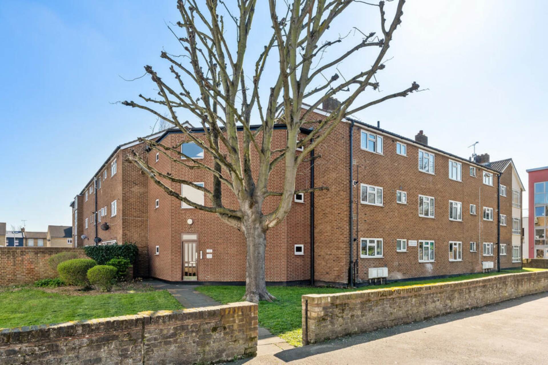 Church Road, London, Image 10