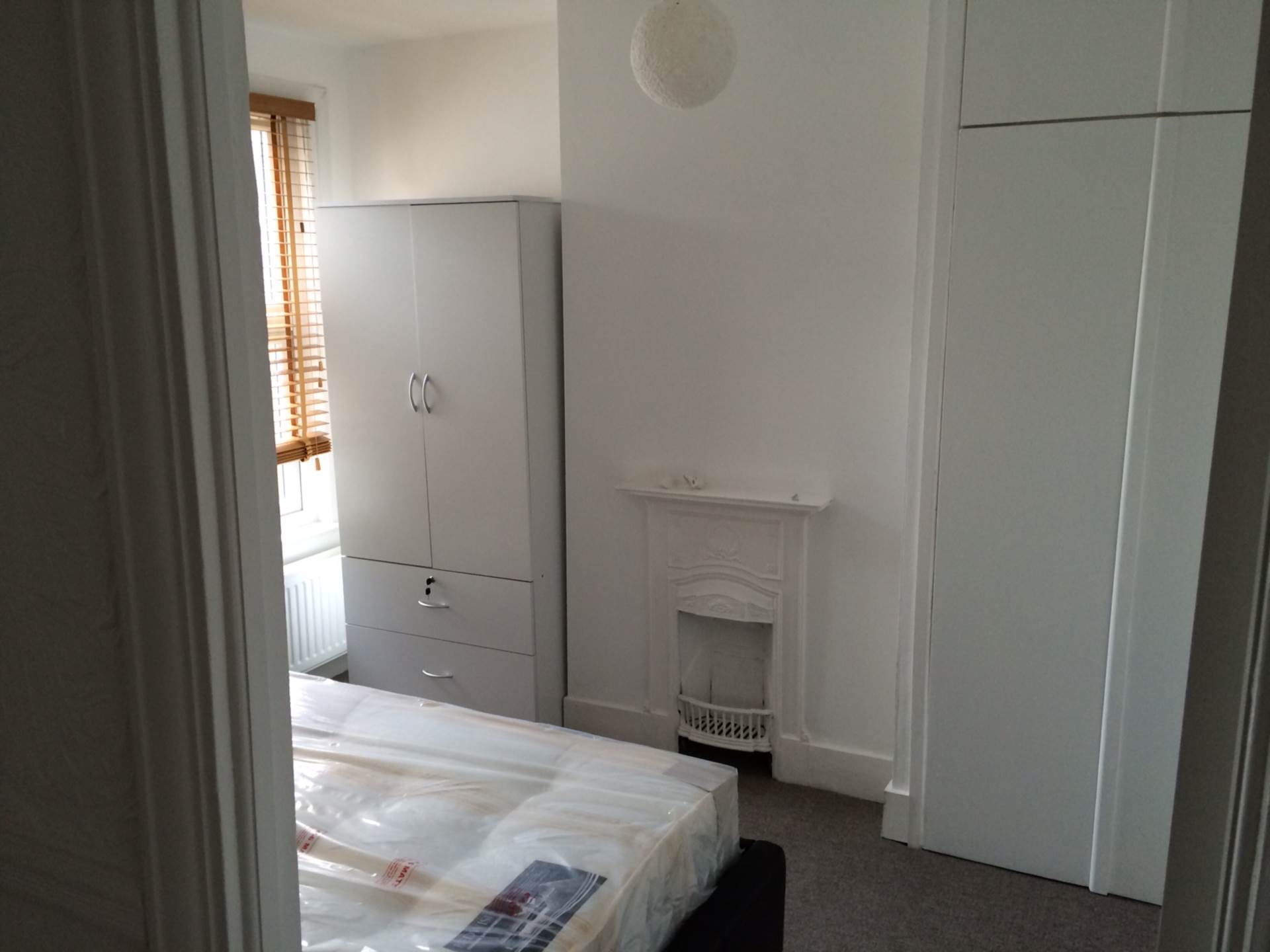 Whalebone Avenue, Chadwell Heath, Image 12