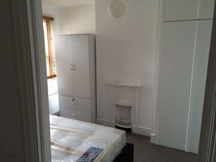 Whalebone Avenue, Chadwell Heath, Image 12