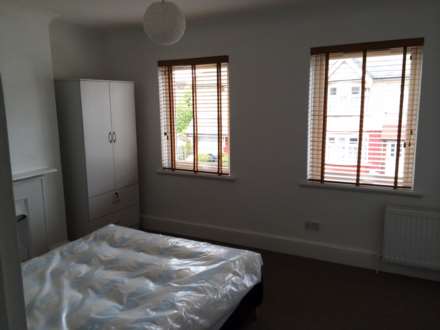 Whalebone Avenue, Chadwell Heath, Image 8