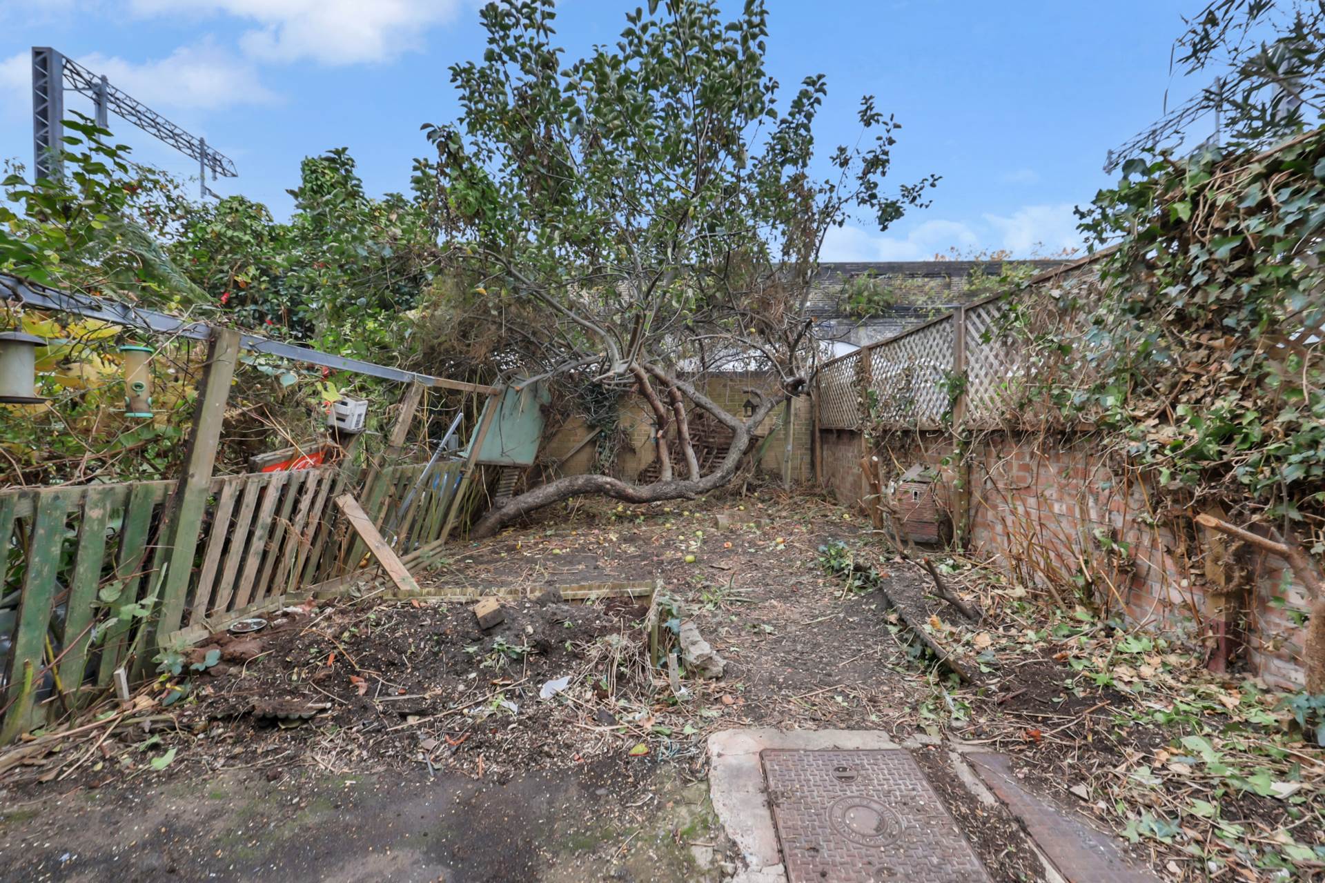 Dunton Road, London, E10, Image 18