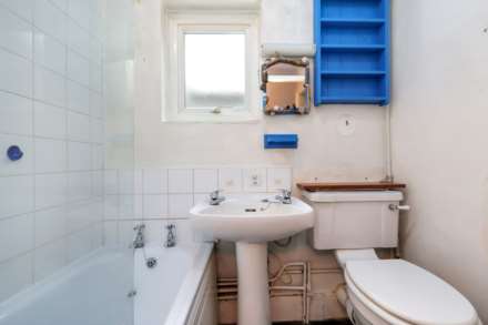 Dunton Road, London, E10, Image 15