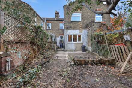 Dunton Road, London, E10, Image 19