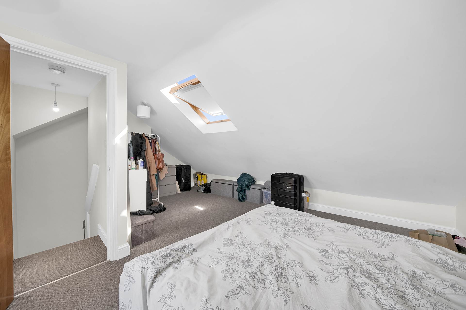 Hainault Road, Leytonstone, Image 12