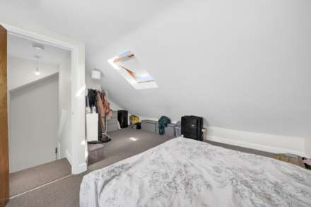 Hainault Road, Leytonstone, Image 12
