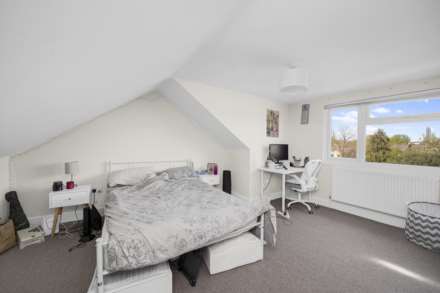 Hainault Road, Leytonstone, Image 14