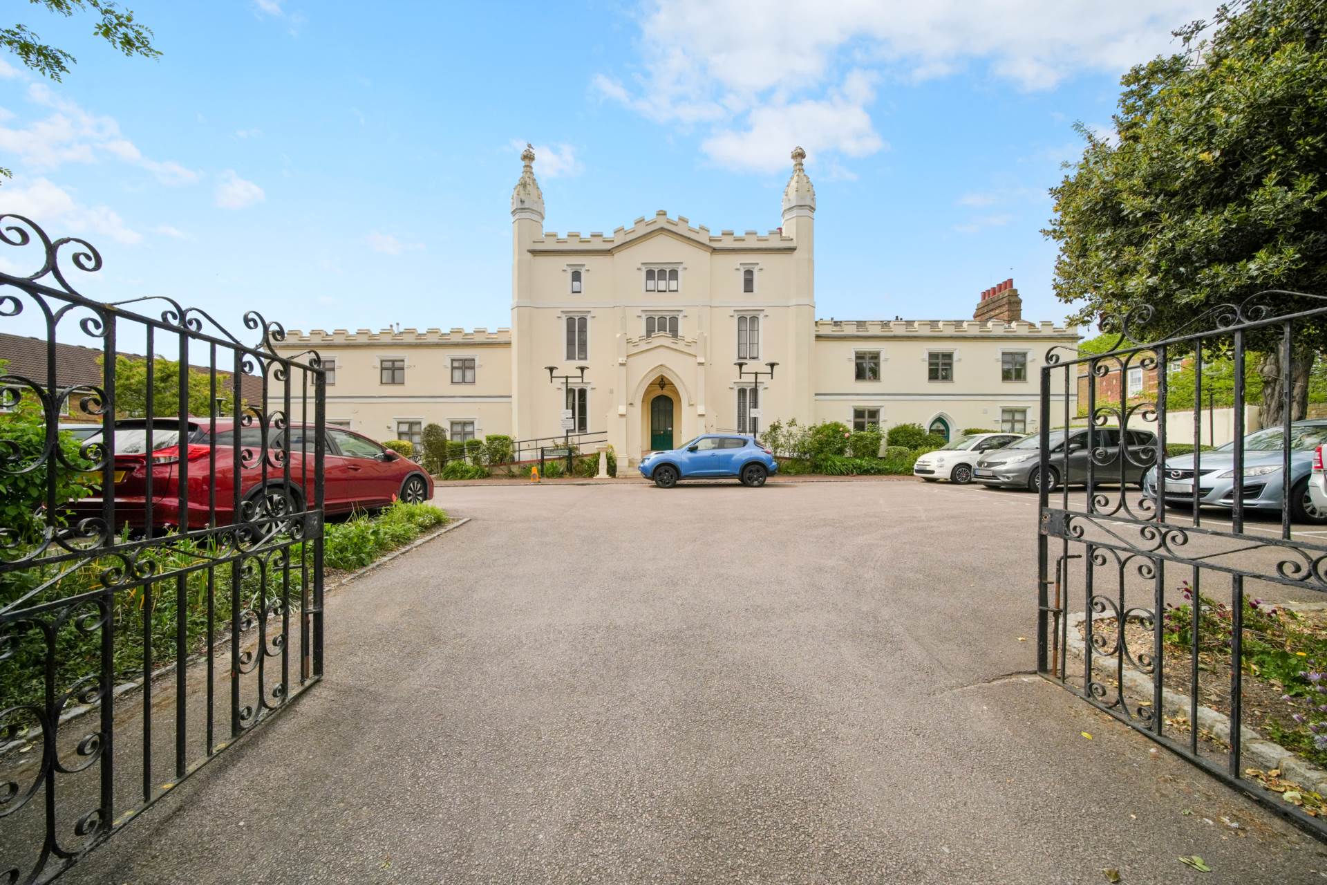 Etloe House, Leyton, E10, Image 22