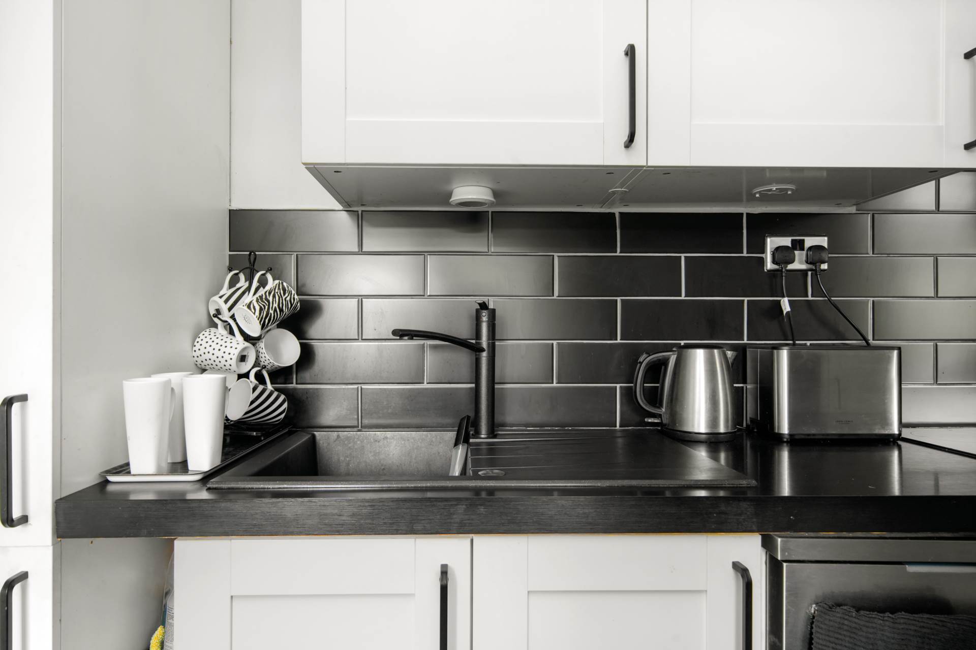 Etloe House, Leyton, E10, Image 8