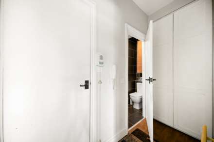 Etloe House, Leyton, E10, Image 12