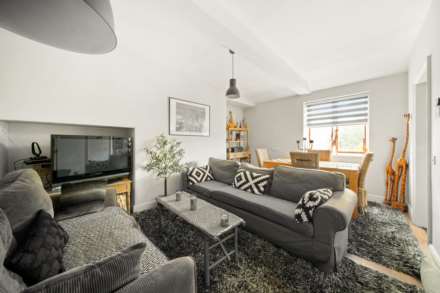 Etloe House, Leyton, E10, Image 2