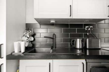 Etloe House, Leyton, E10, Image 8
